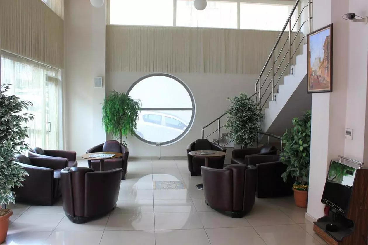 SIYAV_SHABAVIZ (4).jpg